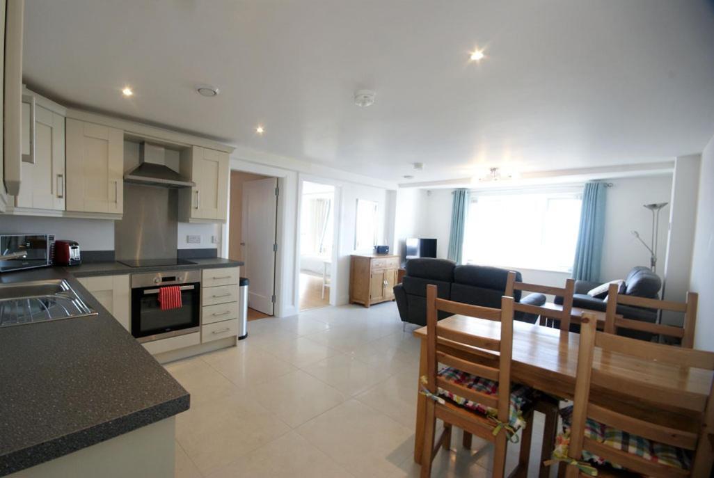 Sea-View Apartment 뉴캐슬 외부 사진
